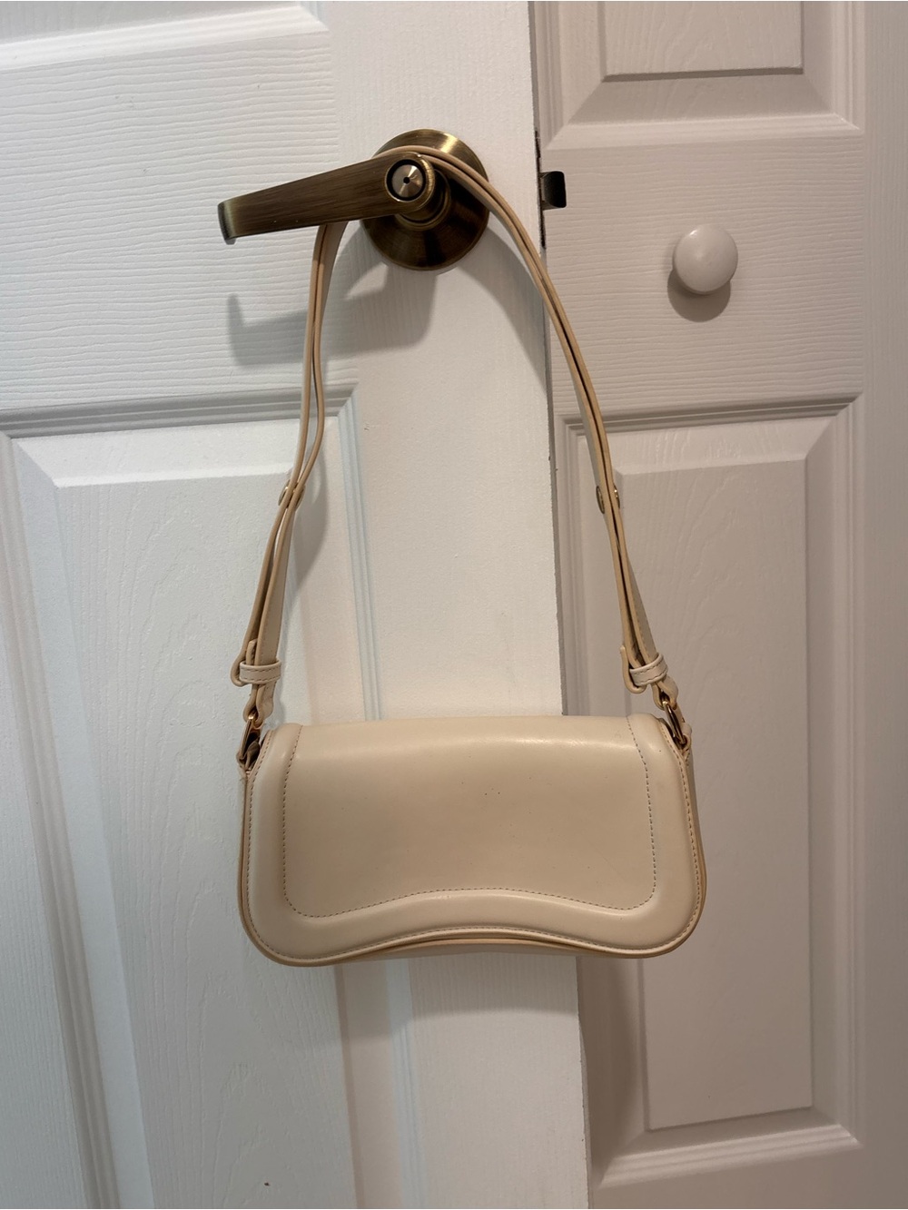 Cream Leather Shoulder Bag